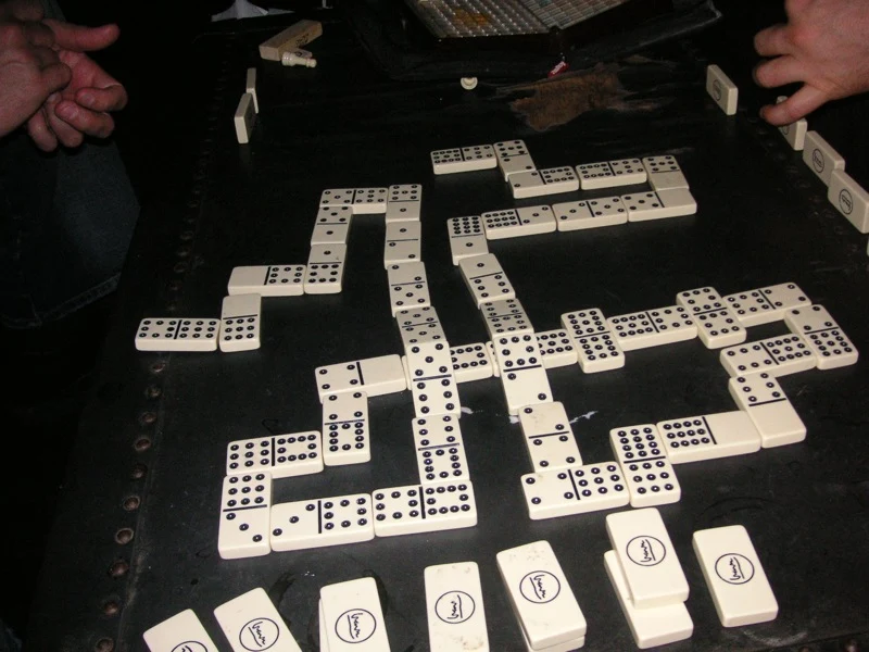 Dominoes