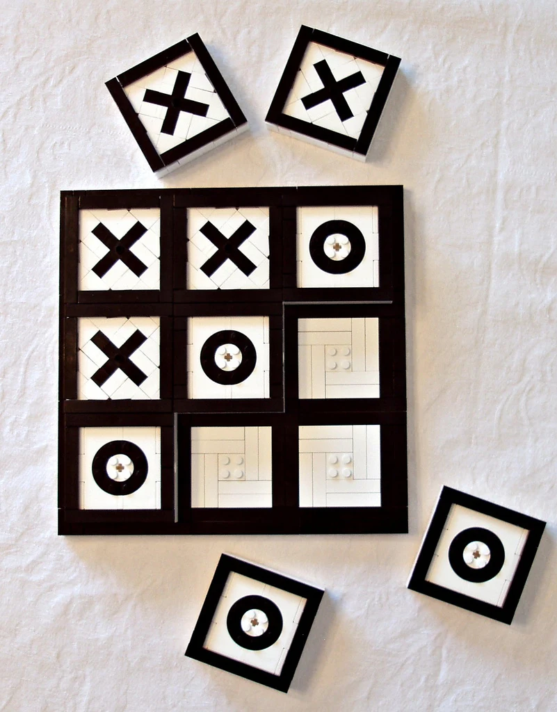 TIC TAC TOE